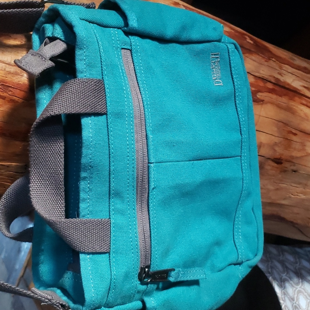 Duluth Trading Company bag/purse